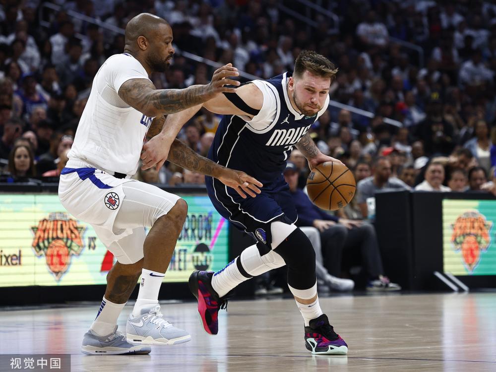 年轻球员在 年轻球员在