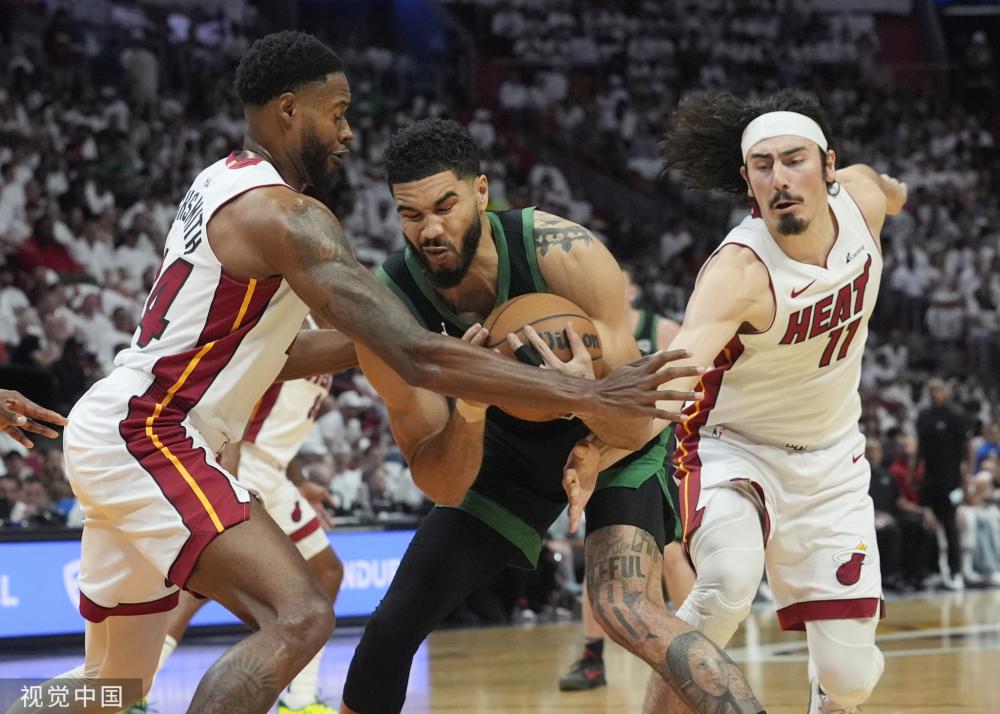 空隙中展开 空隙中展开