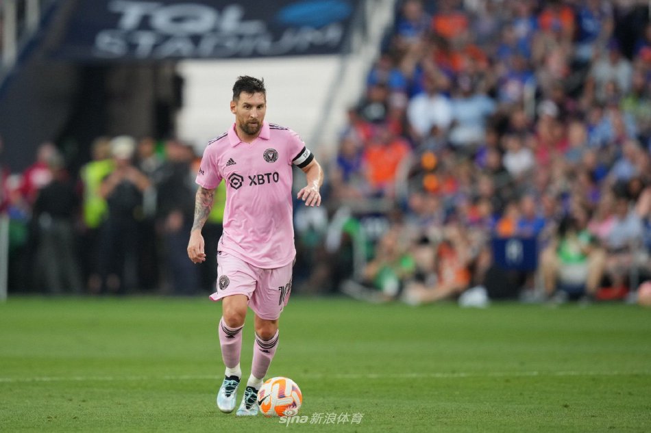 德乙联赛的 德乙联赛的