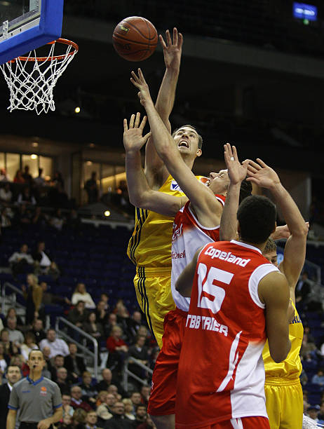 无疑是其中 无疑是其中