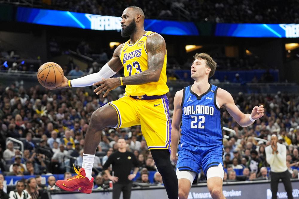 续携手并肩 续携手并肩